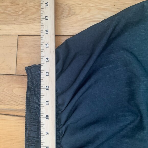 Nike Dri-fit Shorts Big Swoosh Men’s XL Running Swimming Outdoor Hiking Camping - Picture 3 of 7